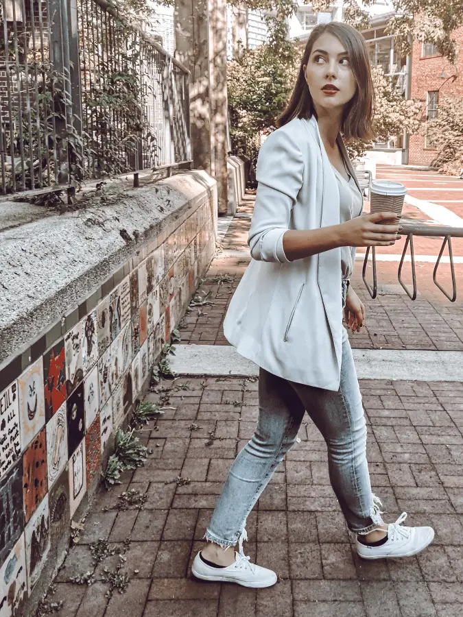 skinny jeans and blazer outfit