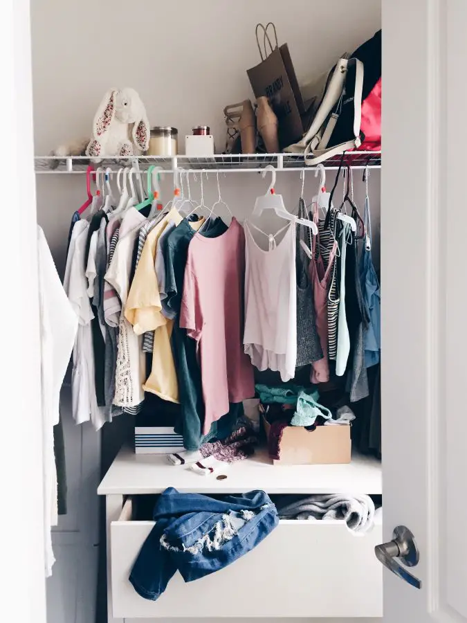 simplify your wardrobe