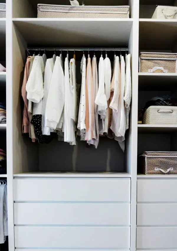 how to be ruthless when decluttering clothes